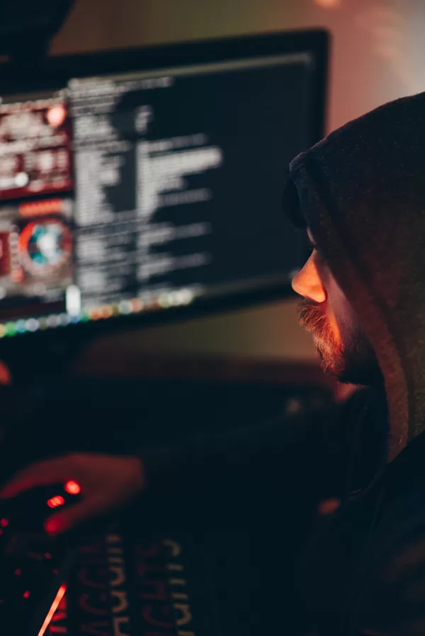 Online veszélyek